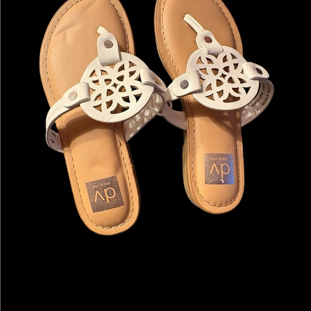 DV by Dolce Vita Women's White and Tan Sandals